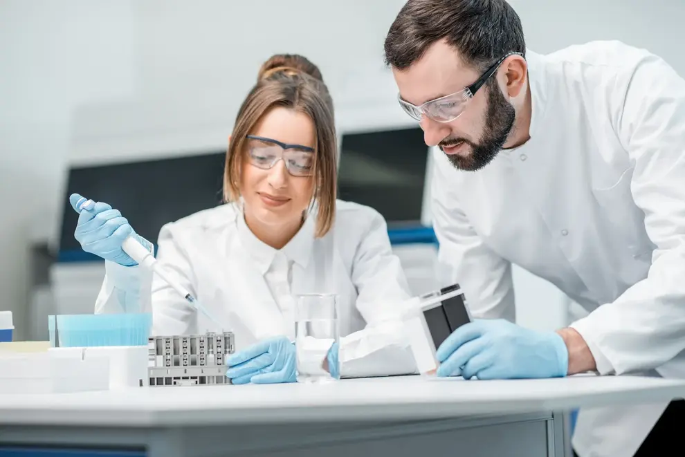 Laboratory assistants working in the medical labor 2023 11 27 05 28 07 utc